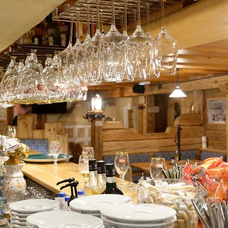 Hotel 3 Etoiles -Restaurant Le Pilatus Courchevel Kültér fotó