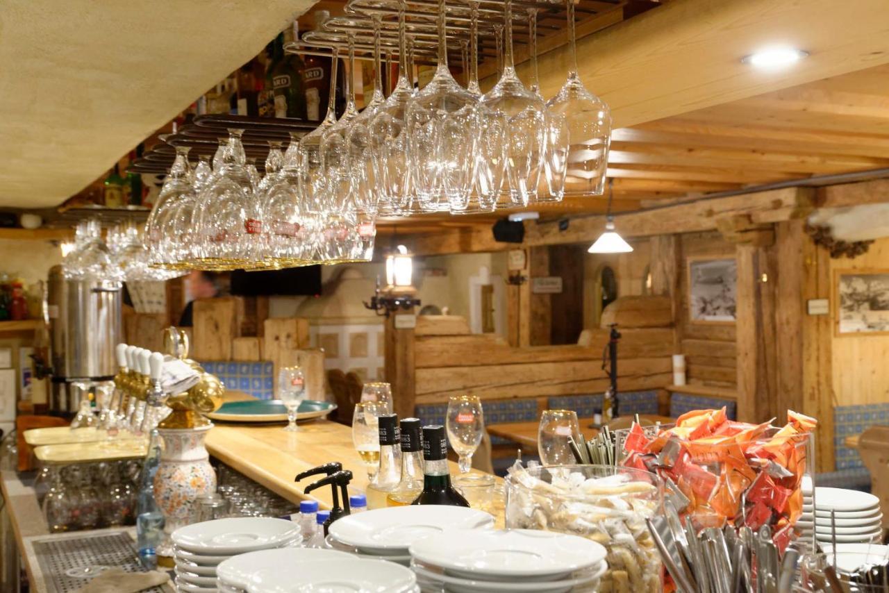 Hotel 3 Etoiles -Restaurant Le Pilatus Courchevel Kültér fotó